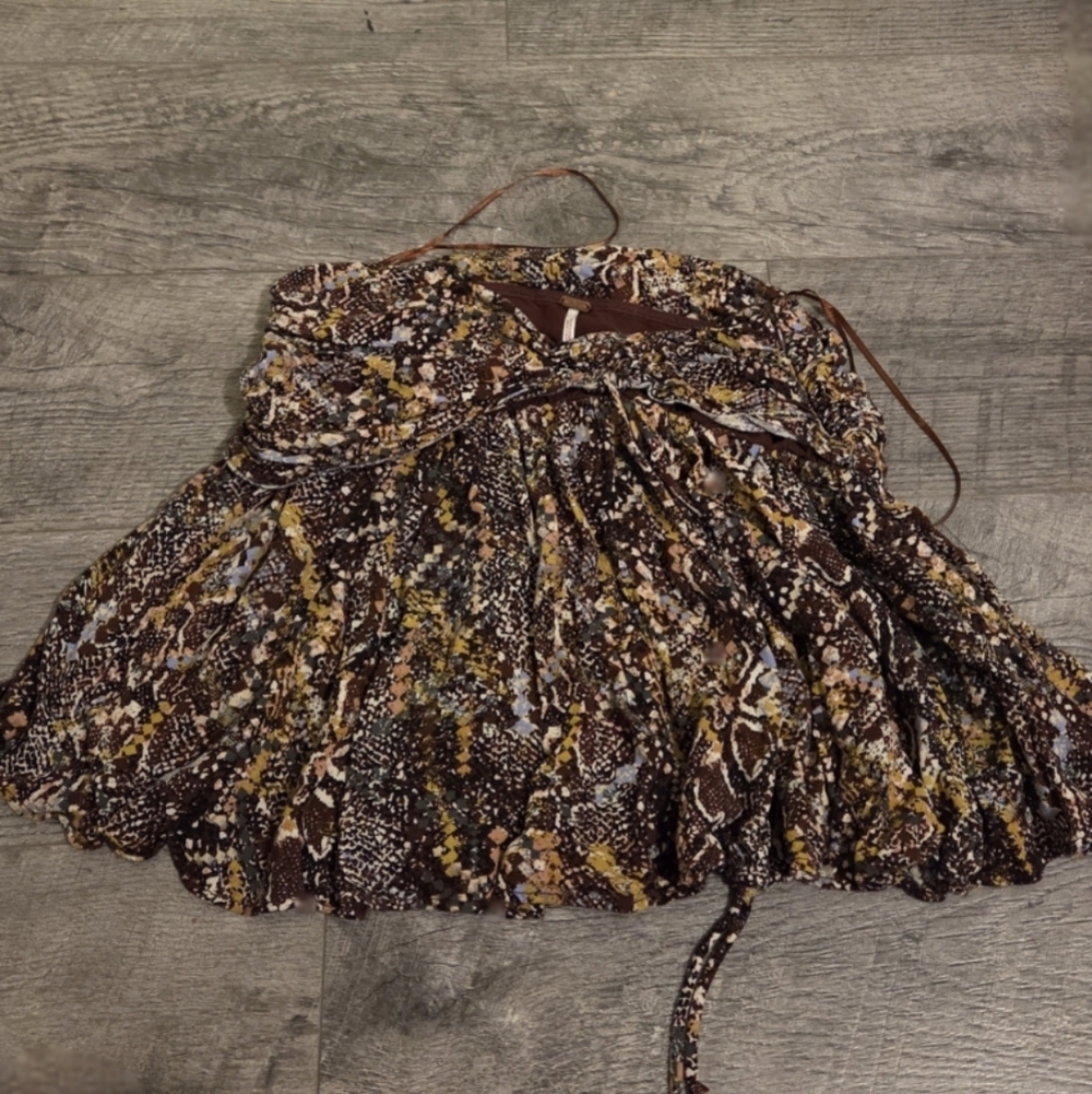 Free People Day And Night Combo Mini Skirt Women’s Brown & Gold Print Size 0 - Picture 4 of 12